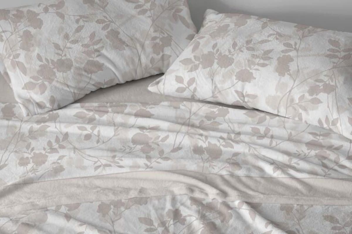 Sábanas de Coralina Burrito Blanco – Diseño Floral (Cama 120 cm) - Imagen 1